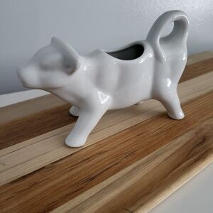 White Ceramic Cow-Shaped Creamer